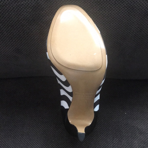 New Nicholas Kirkwood heeled shoes - Picture 3 of 7